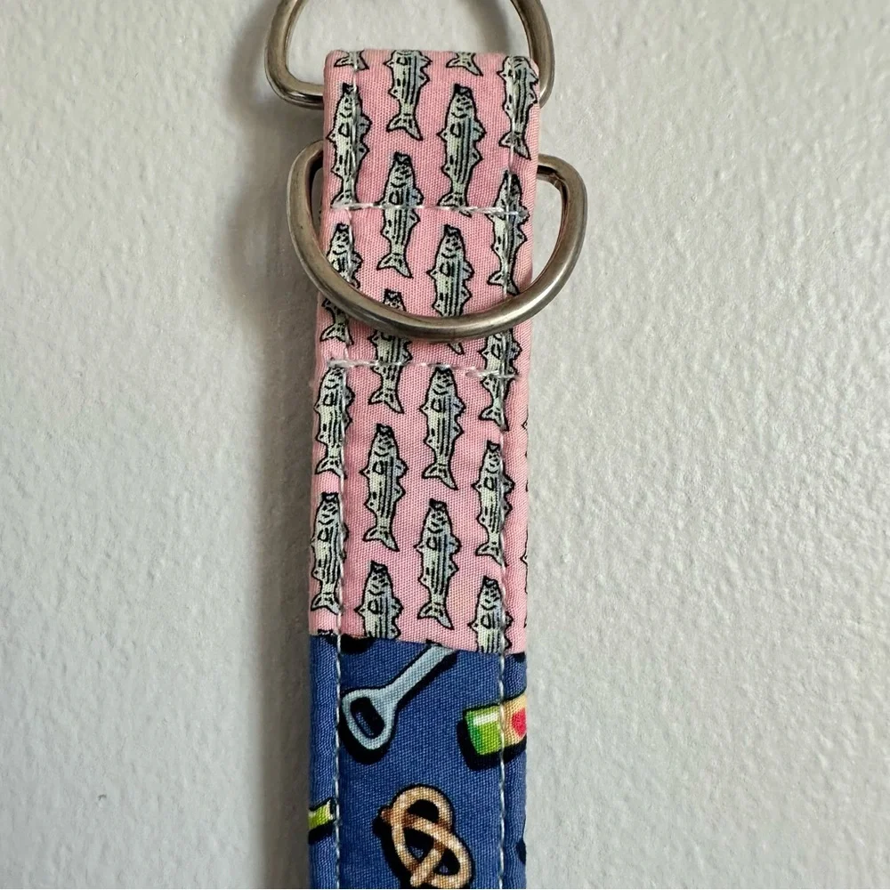 Vineyard Vines Pink and Blue Fabric belt for kids, size L